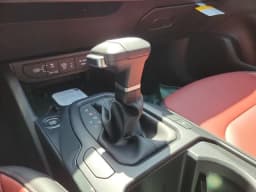 Kia K4 GT-Line Turbo Sedan 2026 — side view