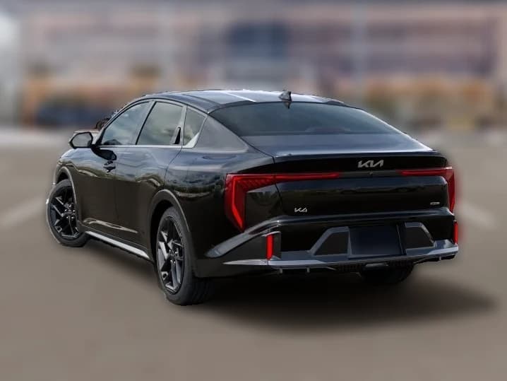 Kia K4 GT-Line Turbo Sedan 2026 — side view