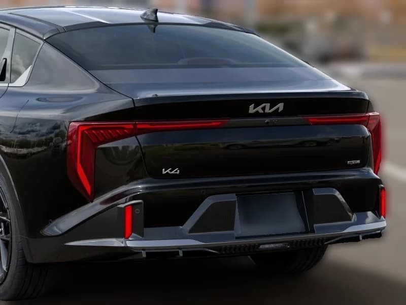 Kia K4 GT-Line Turbo Sedan 2026 — side view