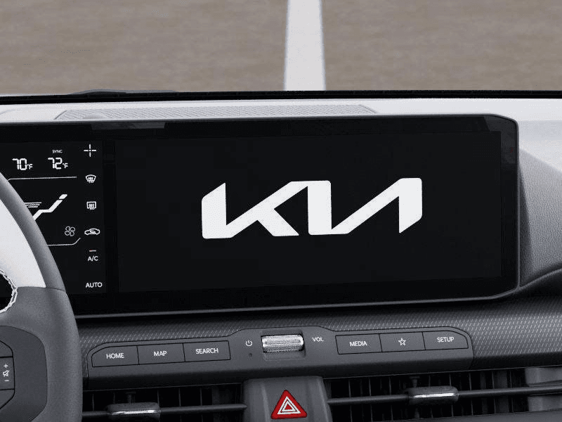 Kia K4 GT-Line FWD 2025 — side view