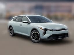 Kia K4 Hatchback EX FWD 2026 — side view