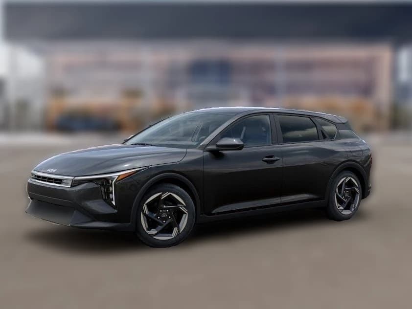 Kia K4 Hatchback EX FWD 2026 — side view