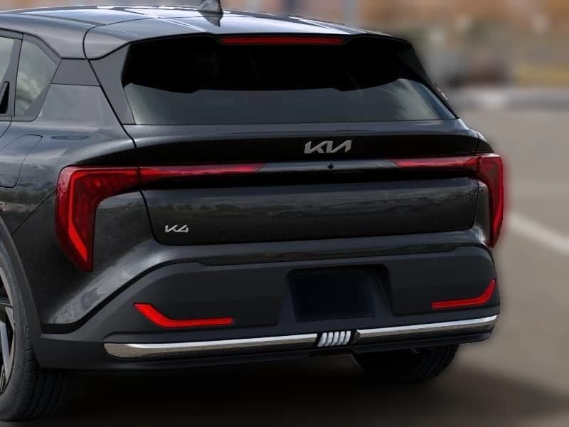 Kia K4 Hatchback EX FWD 2026 — side view