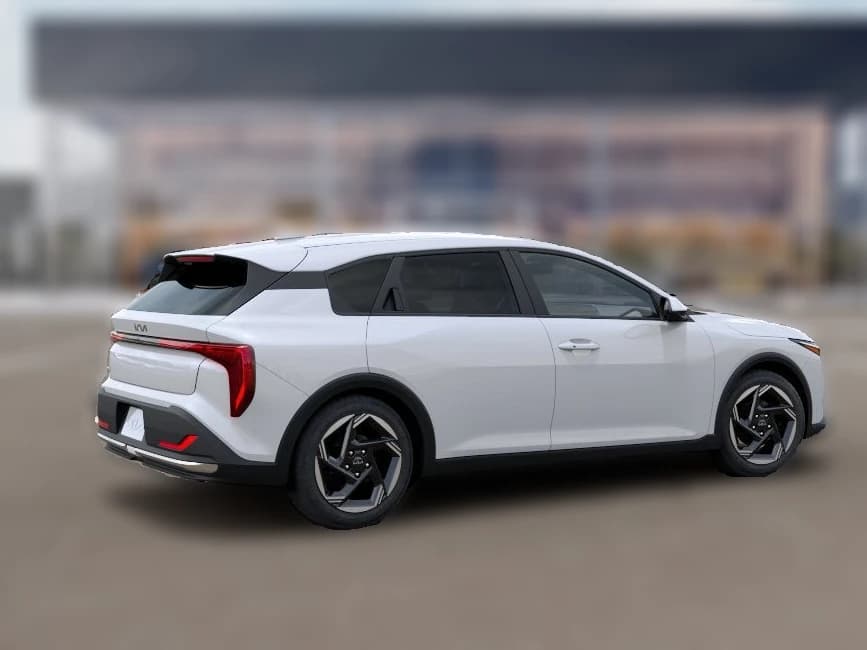 Kia K4 Hatchback EX FWD 2026 — side view
