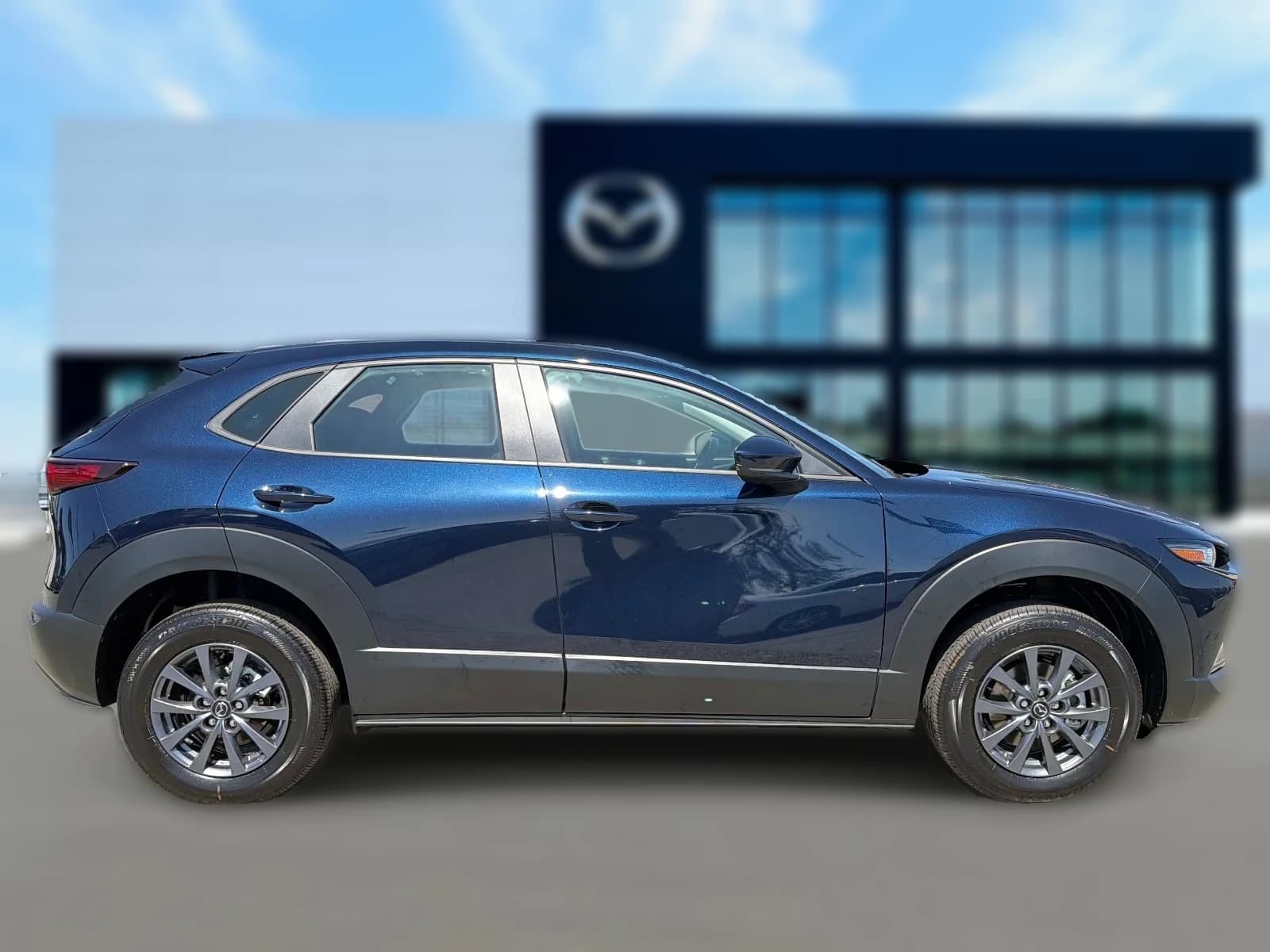 Mazda CX-30 2.5 S AWD 2026 — side view