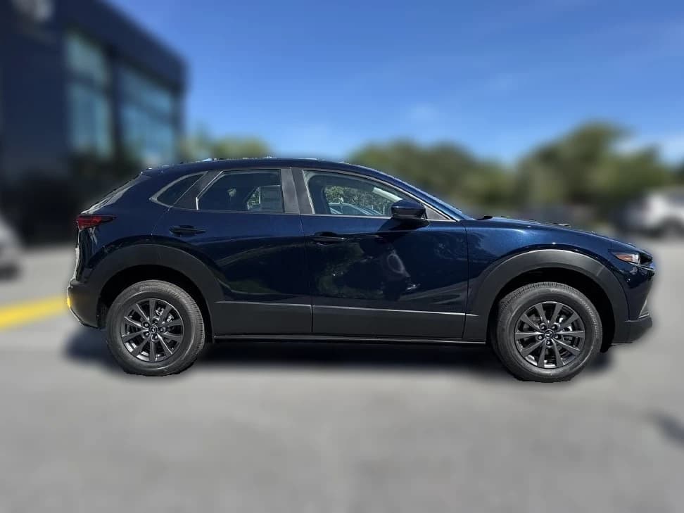 Mazda CX-30 2.5 S AWD 2026 — side view