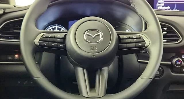 Mazda CX-30 2.5 S Carbon Edition AWD 2026 — side view