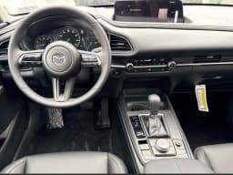 Mazda CX-30 2.5 S Preferred AWD 2026 — side view