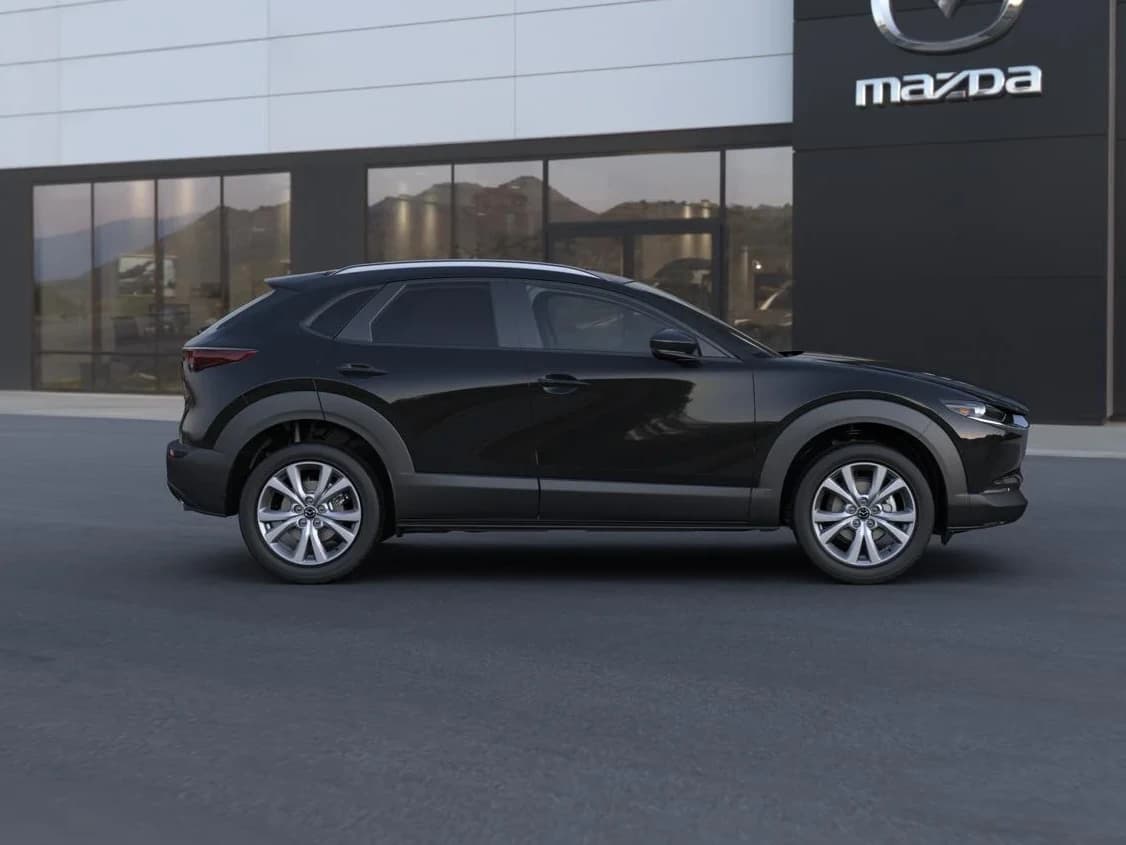 Mazda CX-30 2.5 S Preferred AWD 2026 — side view