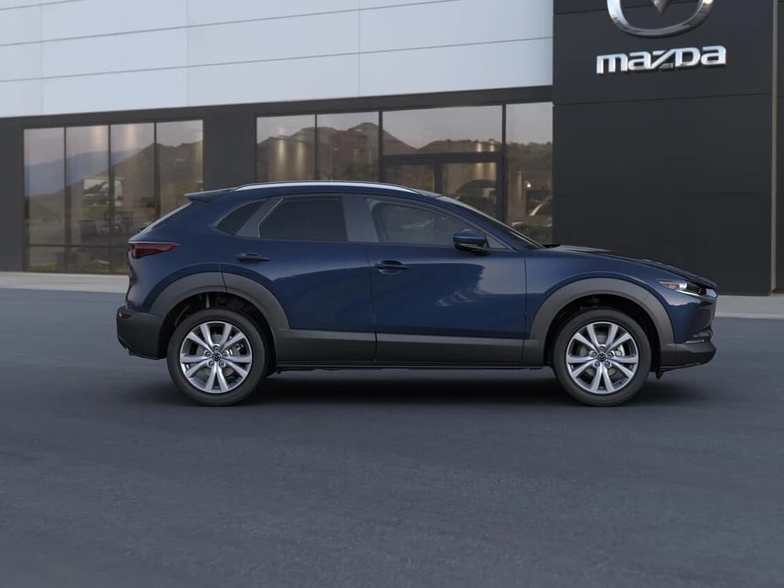 Mazda CX-30 2.5 S Preferred AWD 2026 — side view