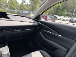Mazda CX-30 2.5 S Preferred AWD 2026 — side view