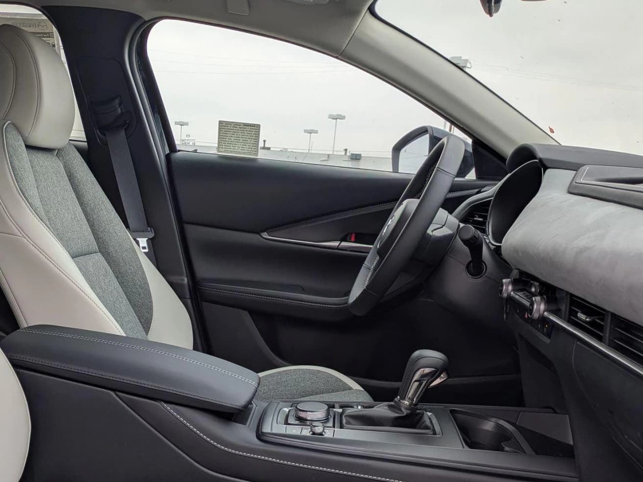 Mazda CX-30 2.5 S Aire Edition AWD 2026 — side view
