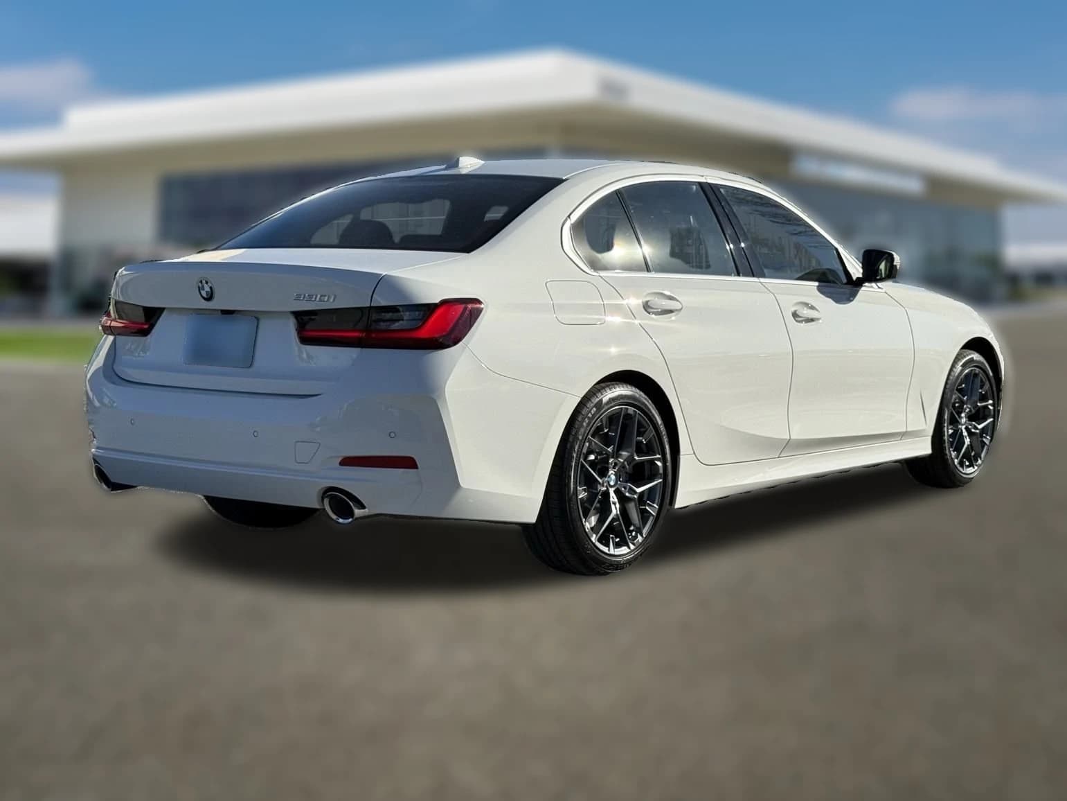 BMW 3 Series 330i NA Sedan 2026 — side view