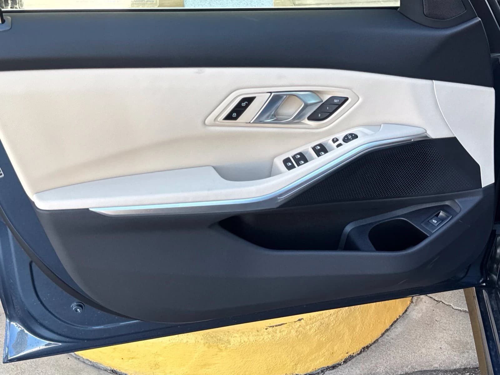 BMW 3 Series 330i NA Sedan 2026 — side view