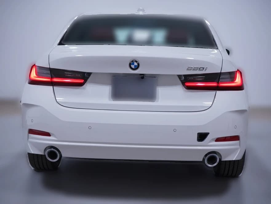 BMW 3 Series 330i NA Sedan 2026 — side view