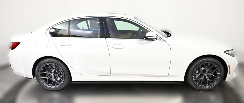 BMW 3 Series 330i NA xDrive Sedan 2026 — side view