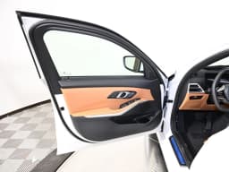 BMW 3 Series 330i NA xDrive Sedan 2026 — side view