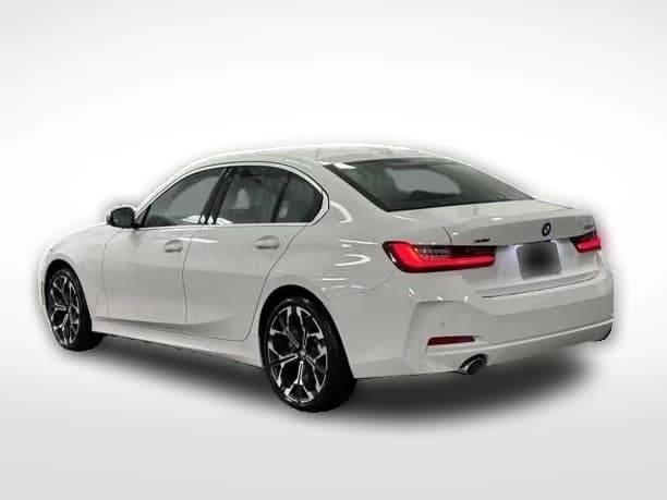 BMW 3 Series 330i NA xDrive Sedan 2026 — side view