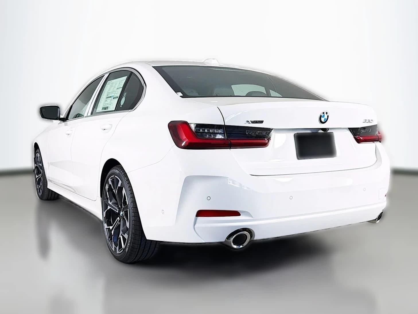 BMW 3 Series 330i NA xDrive Sedan 2026 — side view