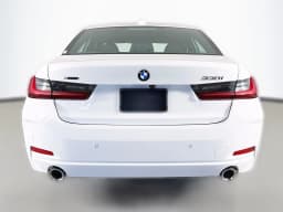 BMW 3 Series 330i NA xDrive Sedan 2026 — side view
