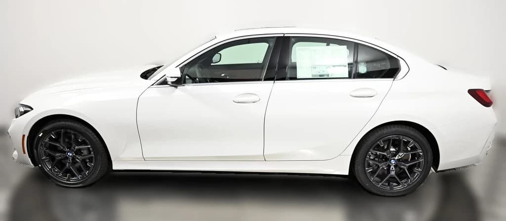BMW 3 Series 330i NA xDrive Sedan 2026 — side view