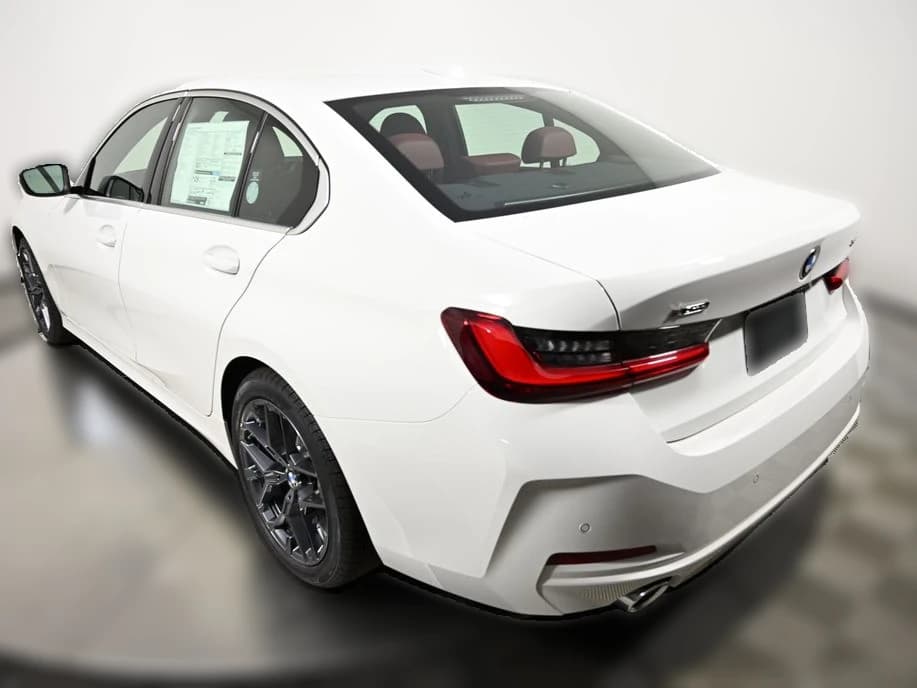 BMW 3 Series 330i NA xDrive Sedan 2026 — side view