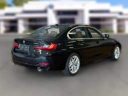 BMW 3 Series 330i NA xDrive Sedan 2026 — side view