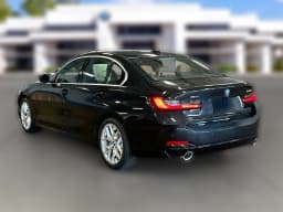 BMW 3 Series 330i NA xDrive Sedan 2026 — side view