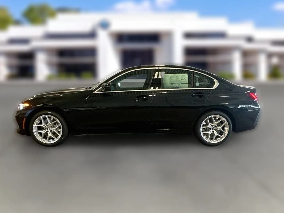 BMW 3 Series 330i NA xDrive Sedan 2026 — side view