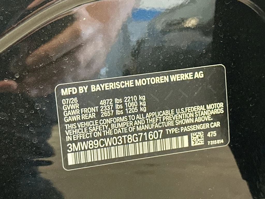 BMW 3 Series 330i NA xDrive Sedan 2026 — side view