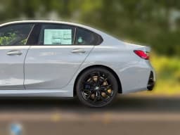 BMW 3 Series 330i NA xDrive Sedan 2026 — side view