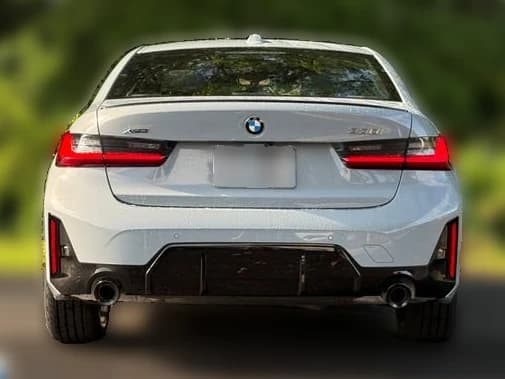 BMW 3 Series 330i NA xDrive Sedan 2026 — side view