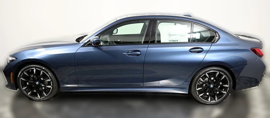 BMW 3 Series 330i NA xDrive Sedan 2026 — side view