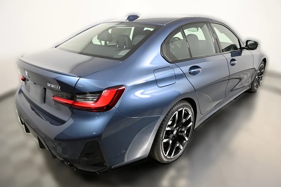 BMW 3 Series 330i NA xDrive Sedan 2026 — side view