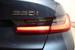 BMW 3 Series 330i NA xDrive Sedan 2026 — side view