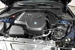 BMW 3 Series 330i NA xDrive Sedan 2026 — side view