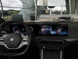 BMW 3 Series 330i NA xDrive Sedan 2026 — side view