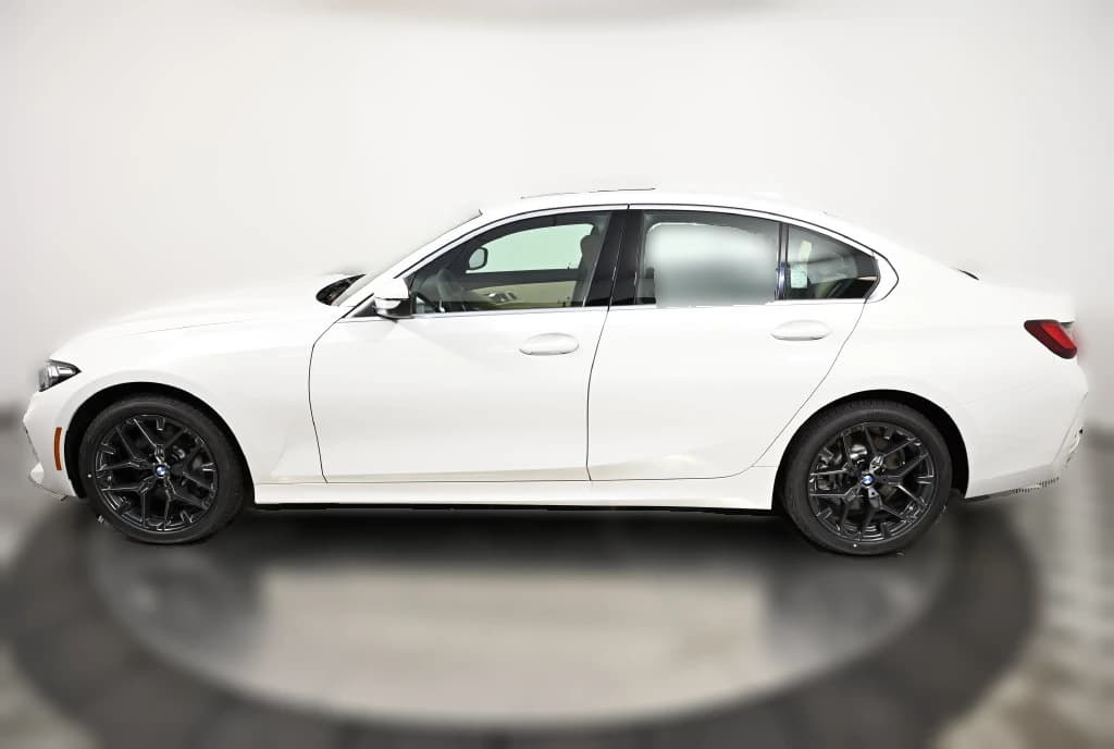 BMW 3 Series 330i NA xDrive Sedan 2026 — side view