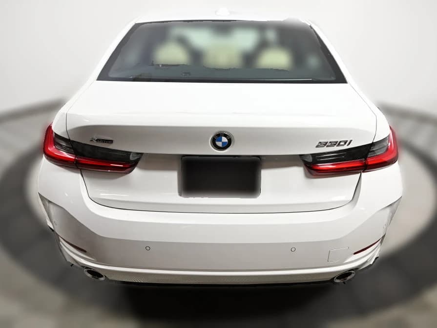 BMW 3 Series 330i NA xDrive Sedan 2026 — side view