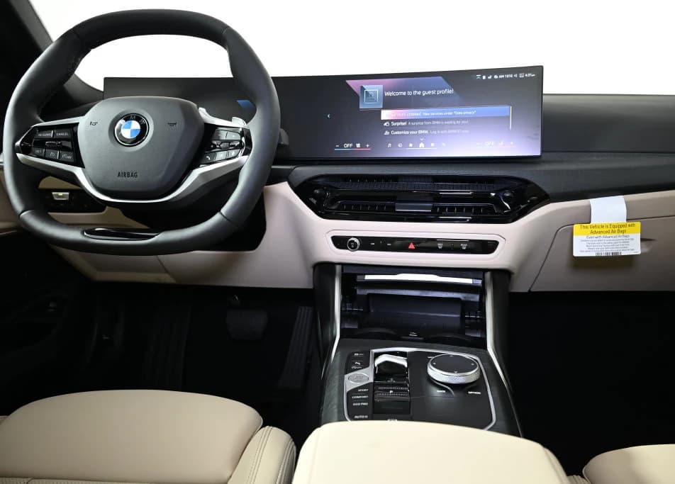 BMW 3 Series 330i NA xDrive Sedan 2026 — side view