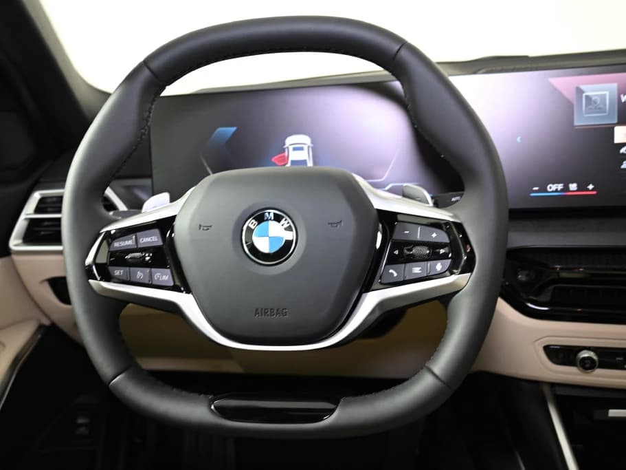 BMW 3 Series 330i NA xDrive Sedan 2026 — side view