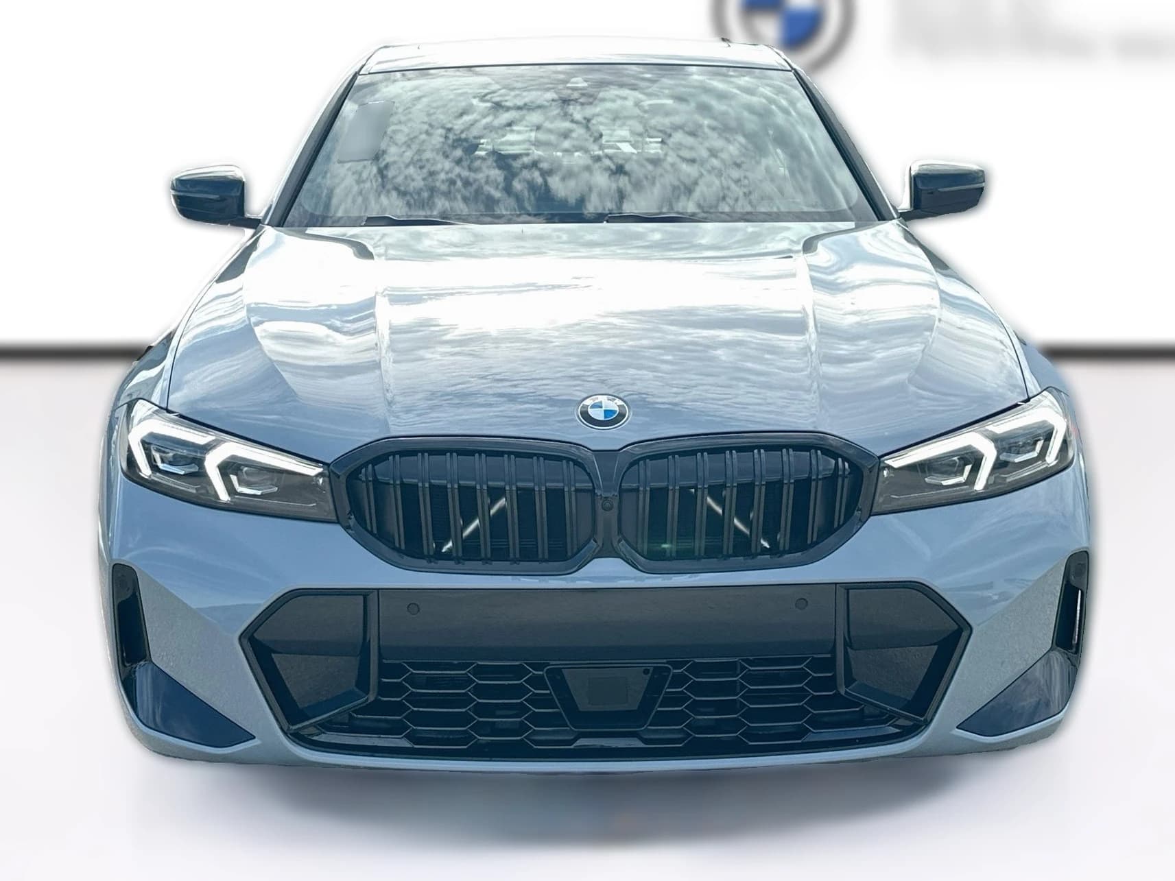 BMW 3 Series 330i NA xDrive Sedan 2026 — side view