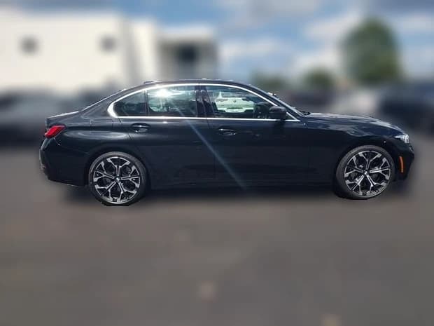 BMW 3 Series 330i NA xDrive Sedan 2026 — side view