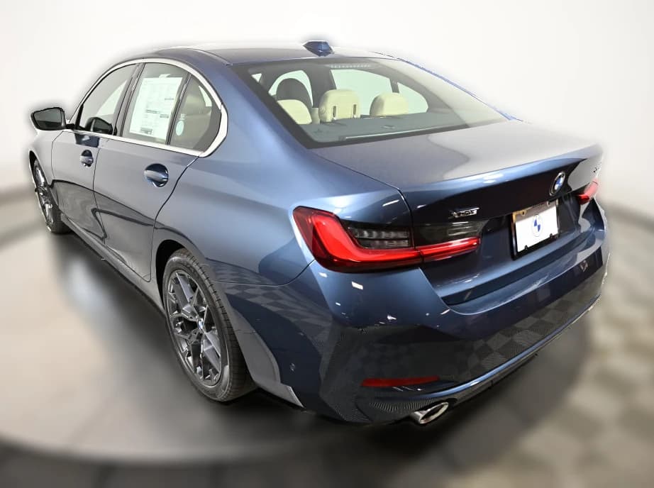 BMW 3 Series 330i NA xDrive Sedan 2026 — side view