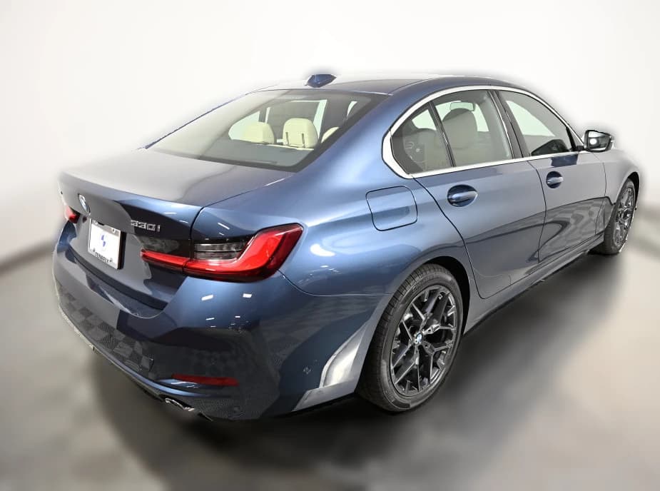 BMW 3 Series 330i NA xDrive Sedan 2026 — side view