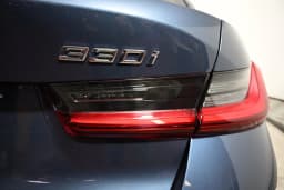 BMW 3 Series 330i NA xDrive Sedan 2026 — side view