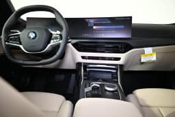 BMW 3 Series 330i NA xDrive Sedan 2026 — side view
