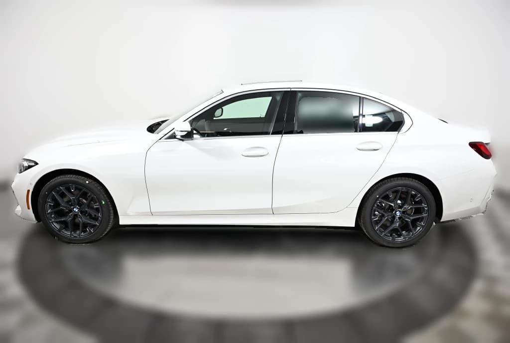 BMW 3 Series 330i NA xDrive Sedan 2026 — side view