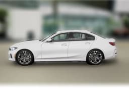 BMW 3 Series 330i NA xDrive Sedan 2026 — side view