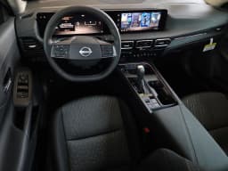 Nissan Sentra SV Sedan 2026 — side view